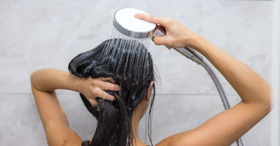 Ayurvedic Herbal Shampoos: A Long-Term Ritual for Truly Healthy Hair